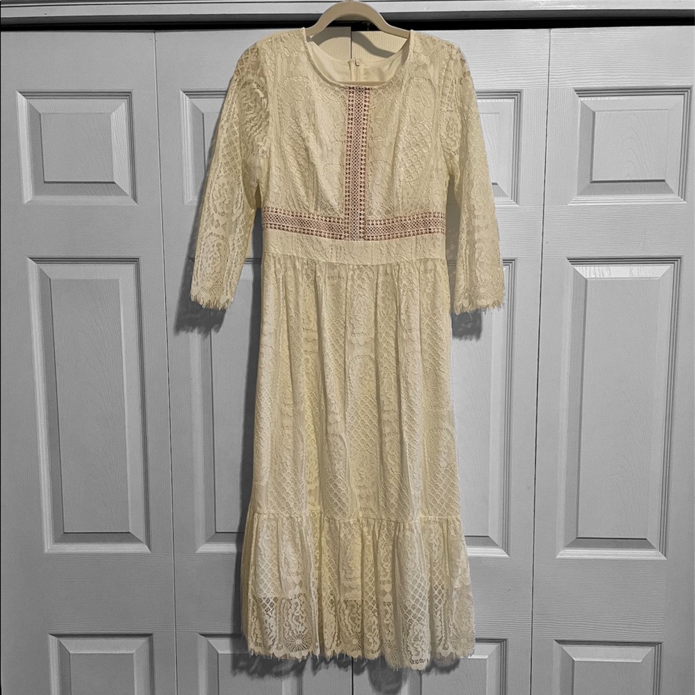 White / Ivory Lace Midi Dress Size 8